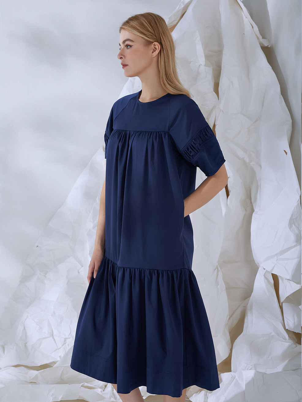 GATHERED SLEEVE MAXI DRESS