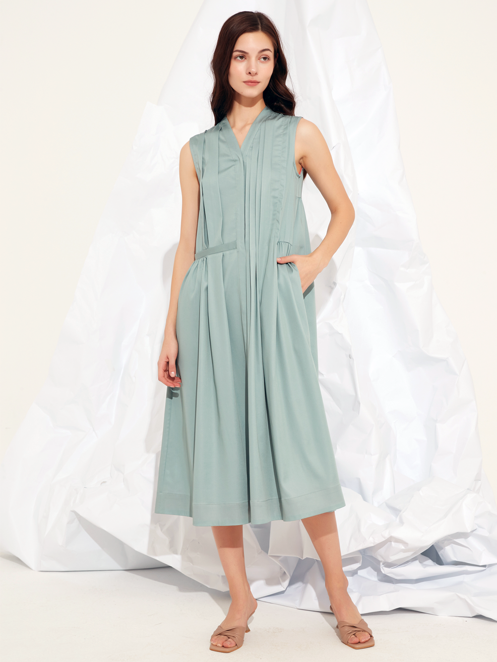 PLEATED COLUMN MAXI DRESS